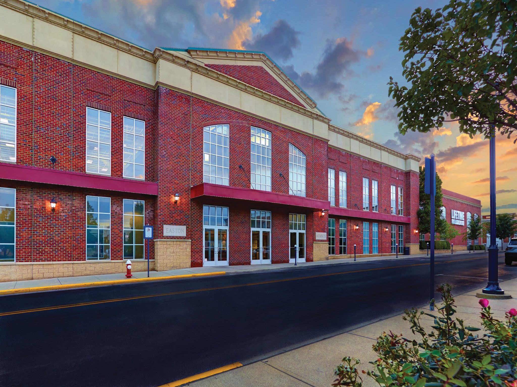 The exterior of the Easton Life Time location