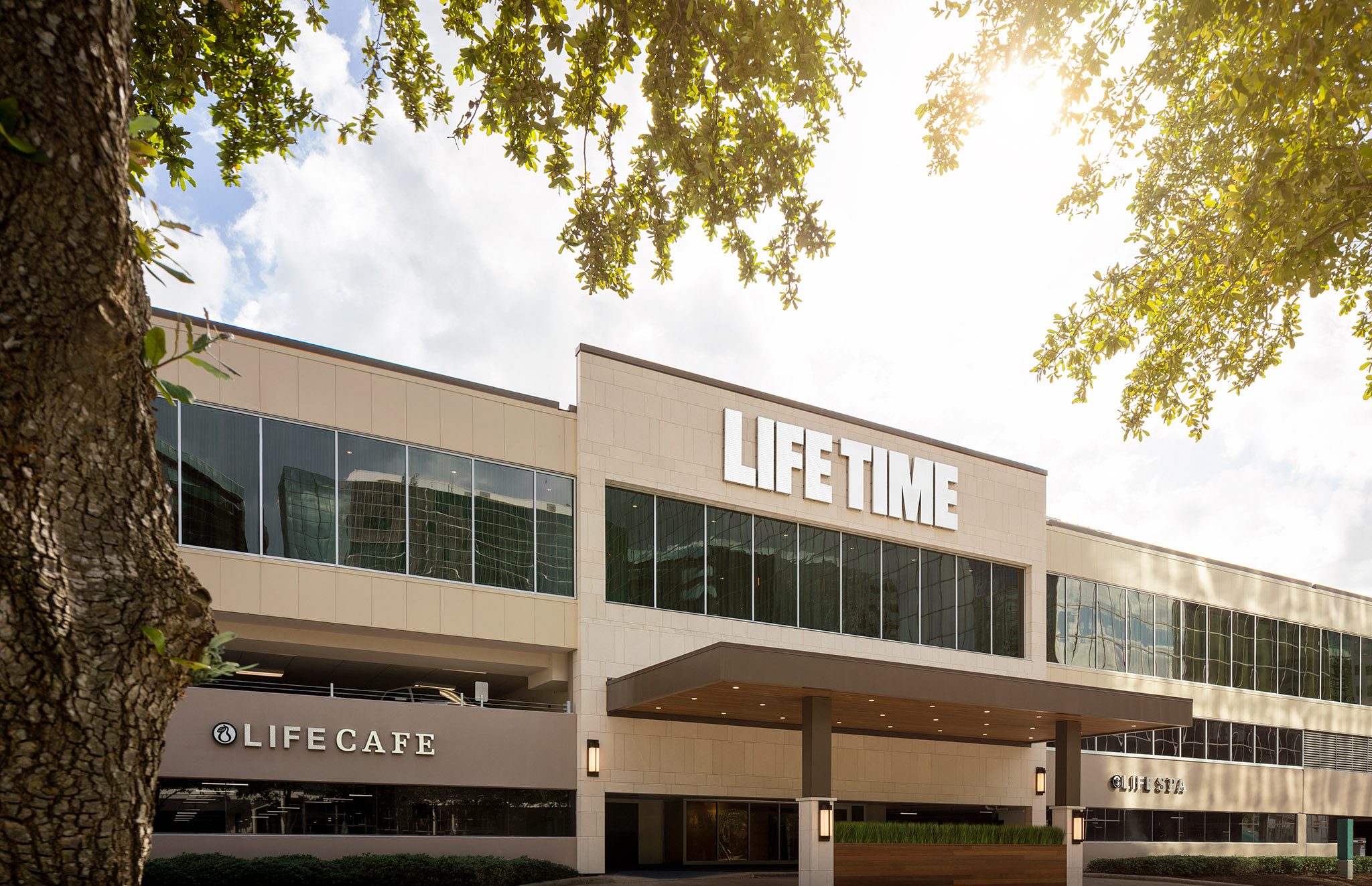 The exterior of the Greenway Life Time location
