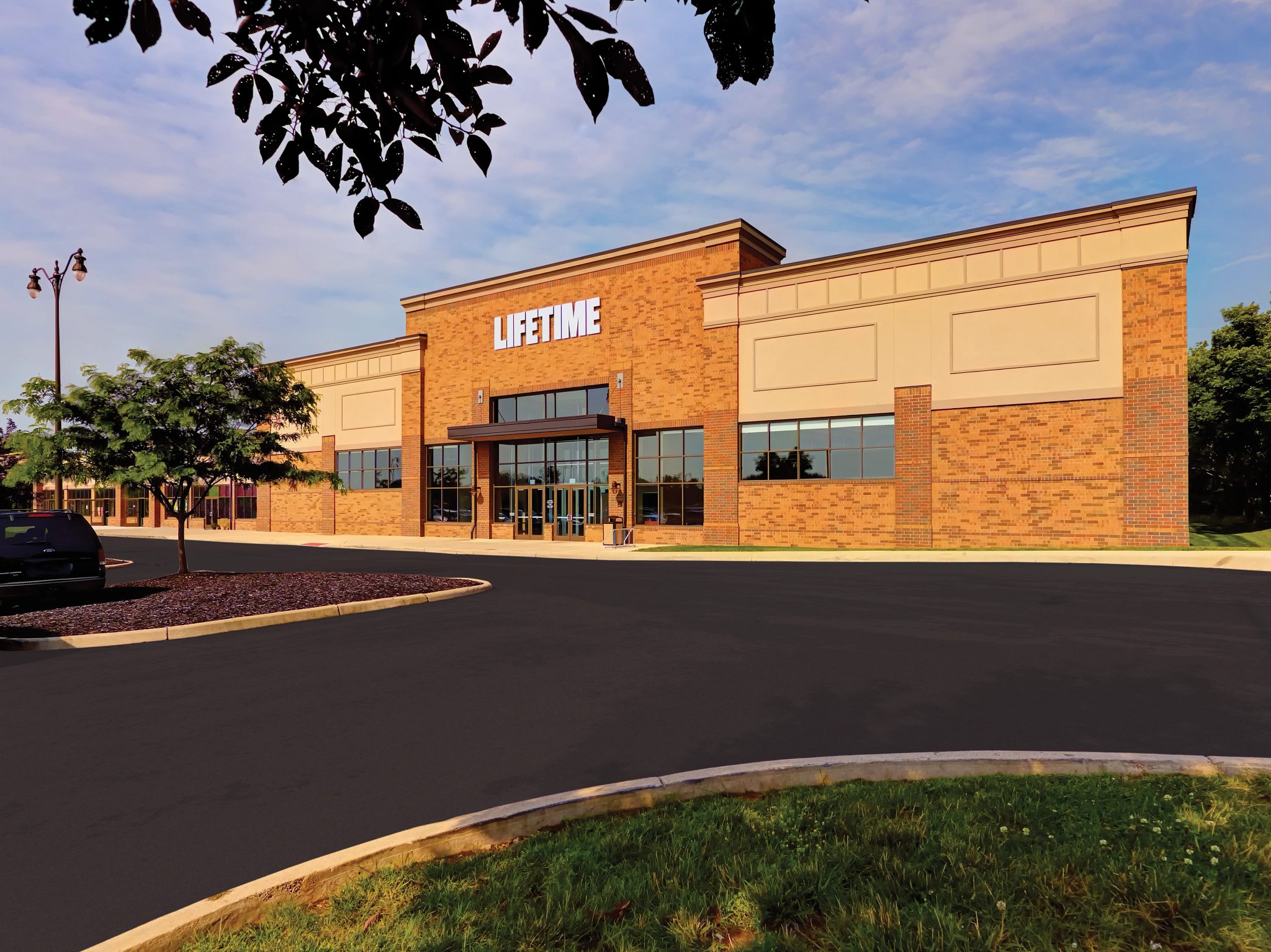 The exterior of the Pickerington Life Time location