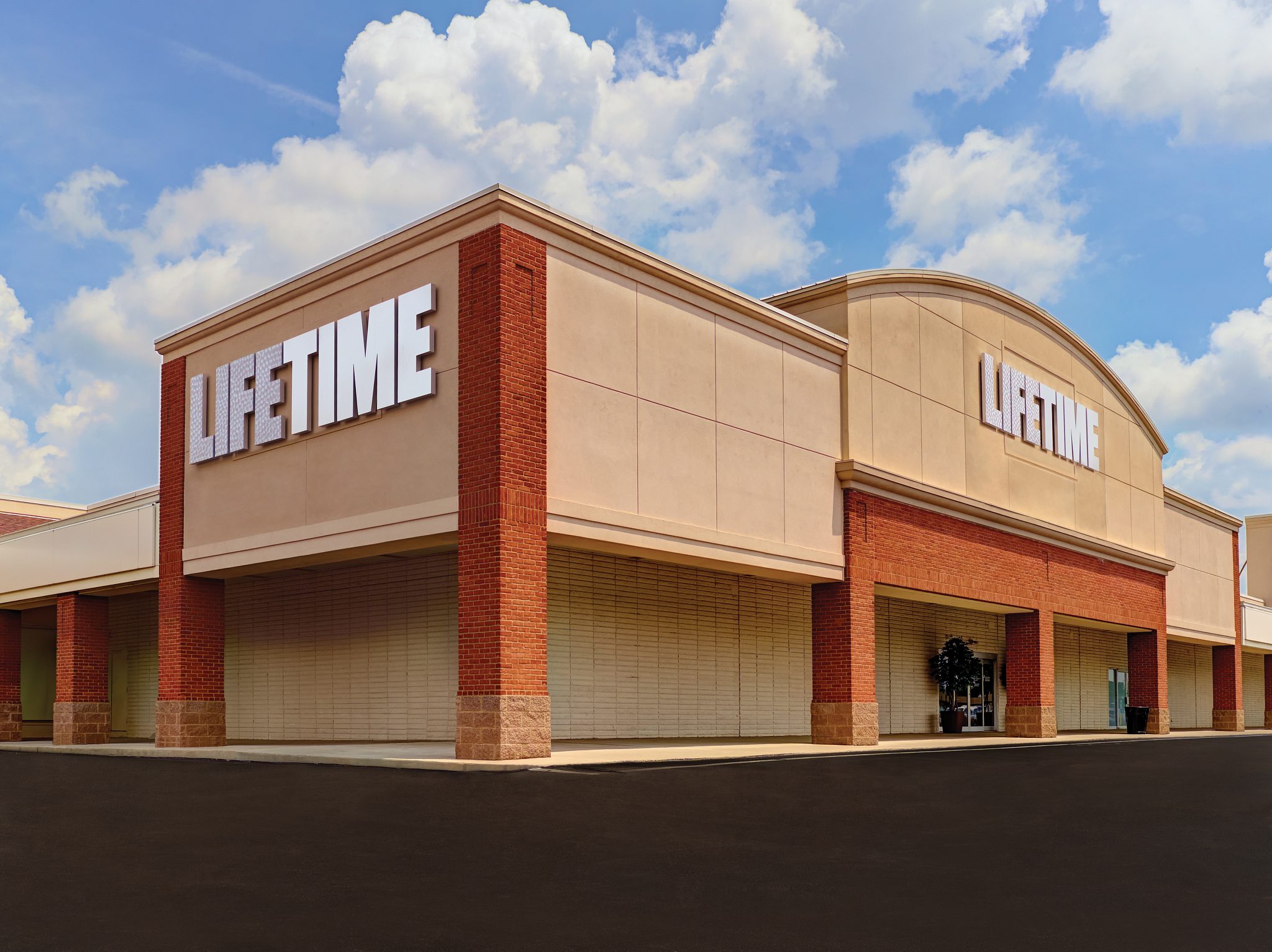 The exterior of the Upper Arlington Life Time location