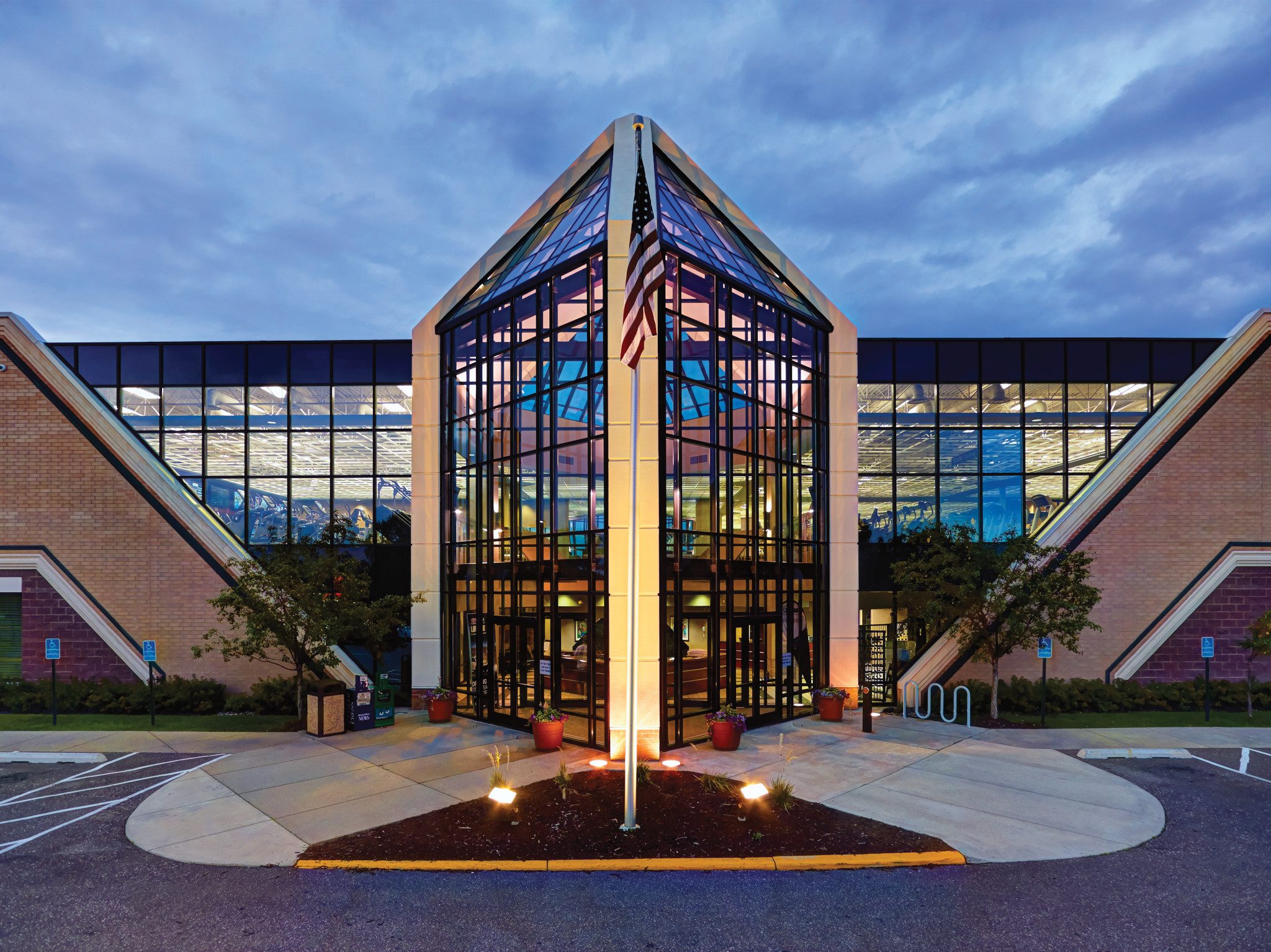 The exterior of the Woodbury Life Time location