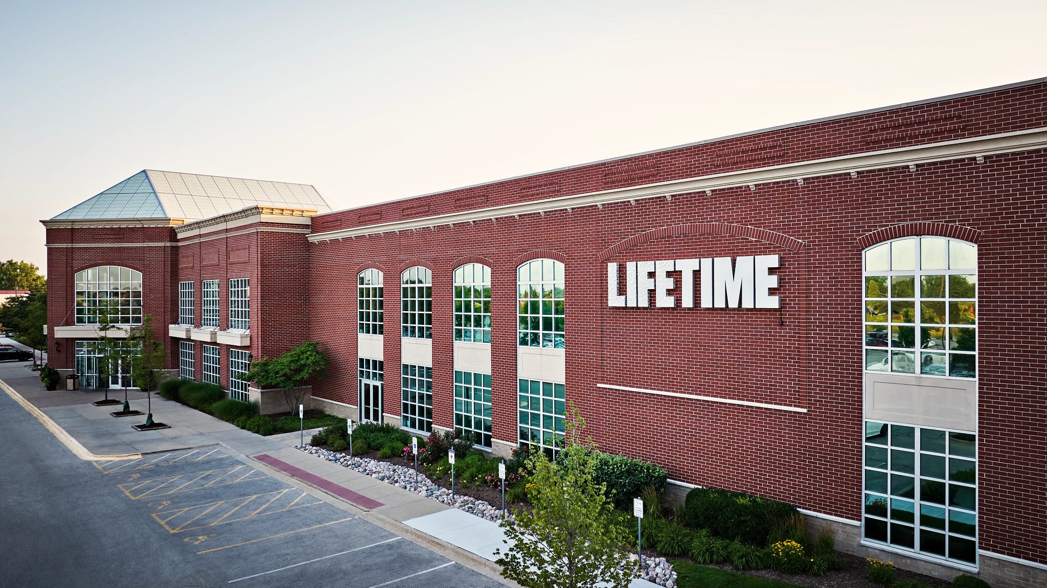 Life Time Schaumburg building