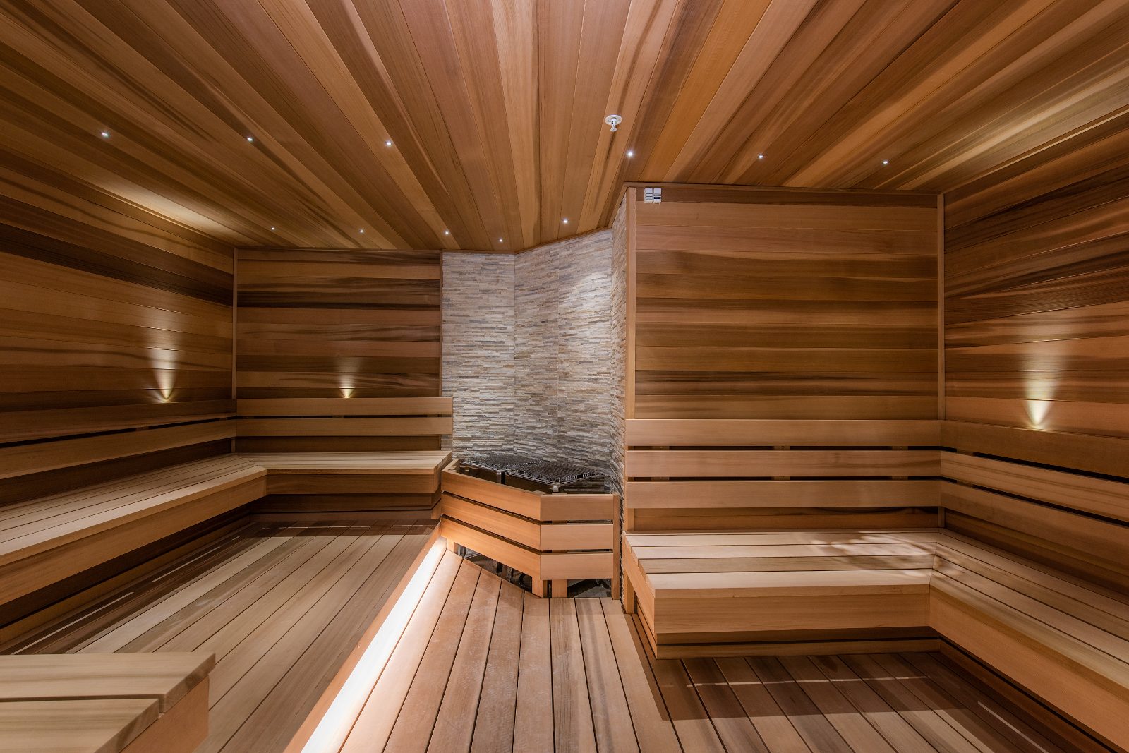 Large wooden dry sauna