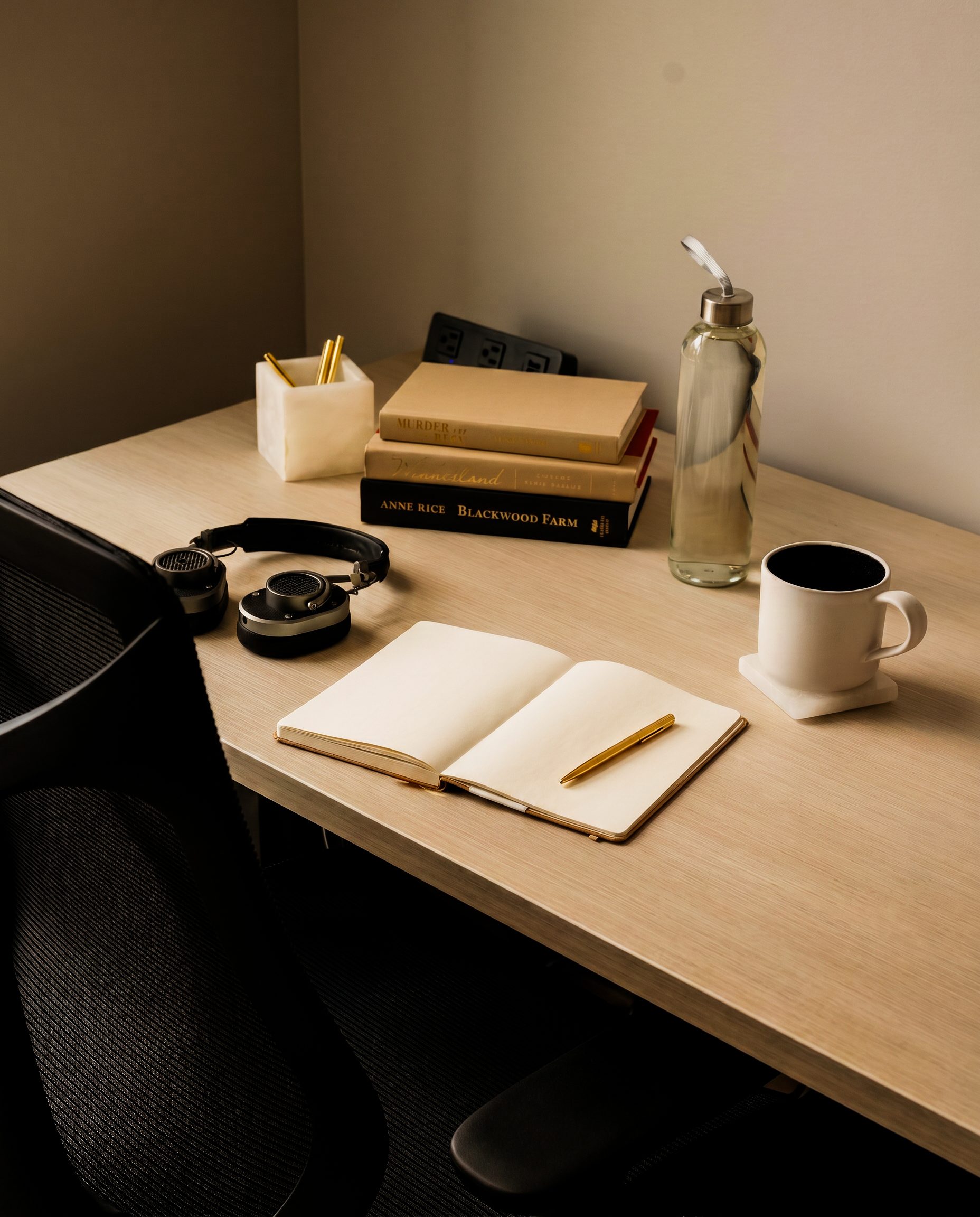 private working desk at Life Time Work