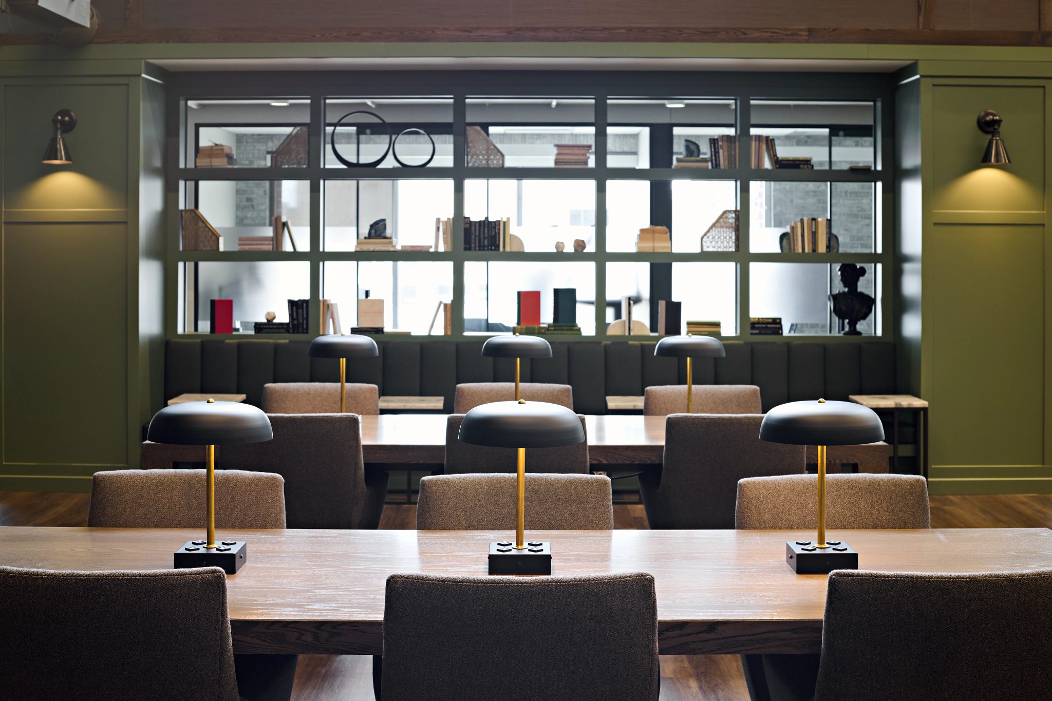 work space tables with black lamps