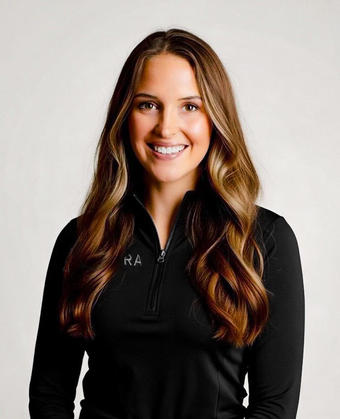 headshot of Katy Brett